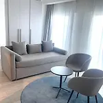 Petit Palais Otel