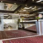 Otel Petit Palais 4*