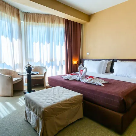 Petit Palais Отель 4*