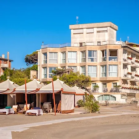 Petit Palais Hotell Venedig-Lido