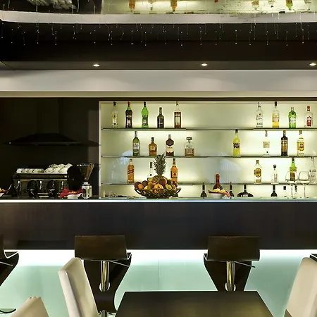 Petit Palais Hotell